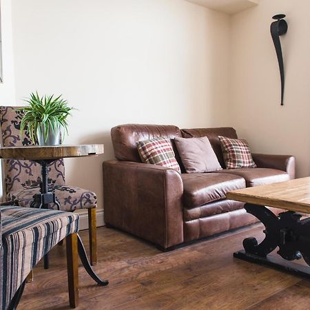Romneys Apartments & Suites Kendal Rum bild