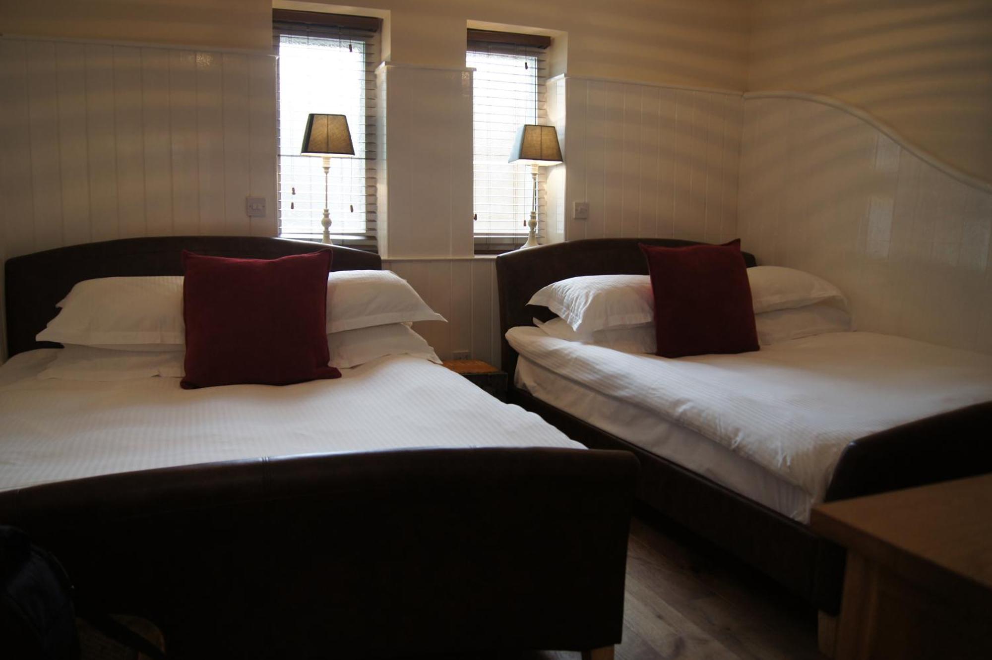 Romneys Apartments & Suites Kendal Rum bild