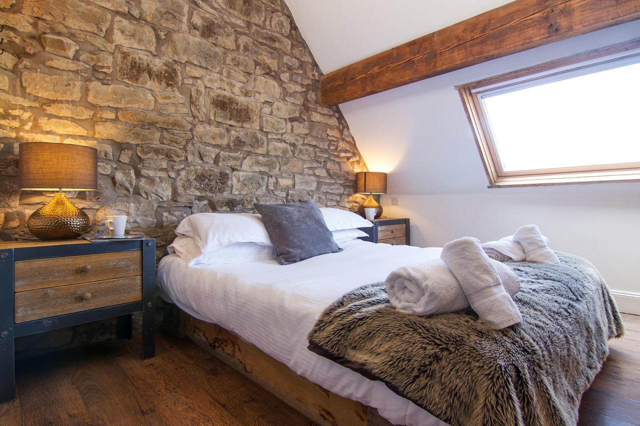 Romneys Apartments & Suites Kendal Exteriör bild